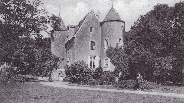 Le château de Persac - Tiré de l'ouvrage Deux Siècles de Vènerie à travers la France - H. Tremblot de la Croix et B. Tollu (1988)